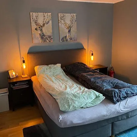 Lägenhet Cozy Apartement With Terrace And Free Parking *